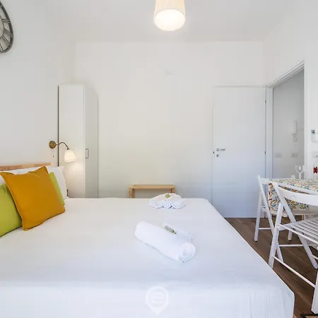 Monteverdi - 2 Apartman *